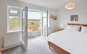 Host & Stay - Highfield House